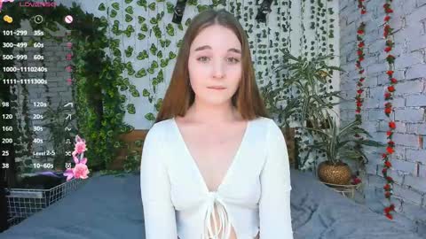 Luna online show from 24, 2, 2025