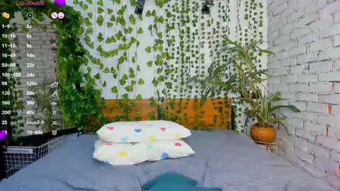 Luna online show from 26, 2, 2025