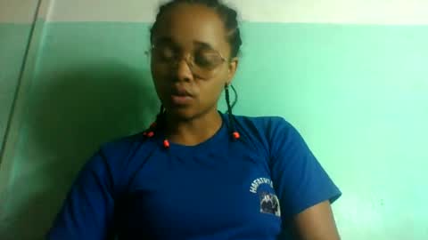 nandrianina416143 online show from 2, 7, 2026