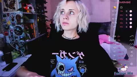 Monday-Friday 12-4 AM and 6-9 AM New York time online show from 18, 10, 2025