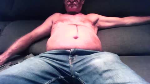 nano22968832 online show from 13, 9, 2025