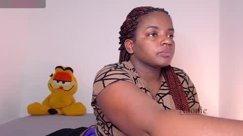 Nao.... model Independiente online show from 13, 1, 2026