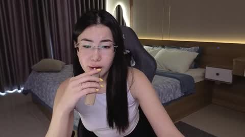 Naomi online show from 8, 2, 2026