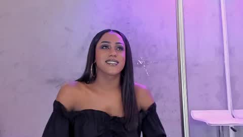 Naomi Blair online show from 25, 6, 2026