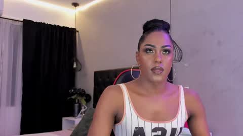 Naomi Blair online show from 5, 8, 2026