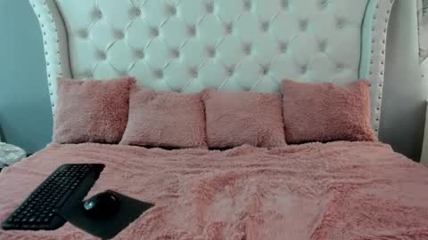 naomi online show from 28, 10, 2025