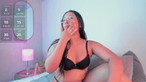 Naomi online show from 25, 9, 2025