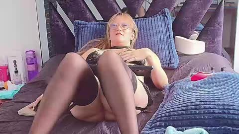 Naomi online show from 2, 3, 2026