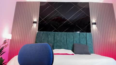 Naomi online show from 6, 5, 2026