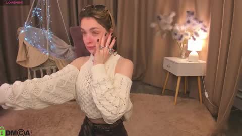 Naomi online show from 3, 10, 2025