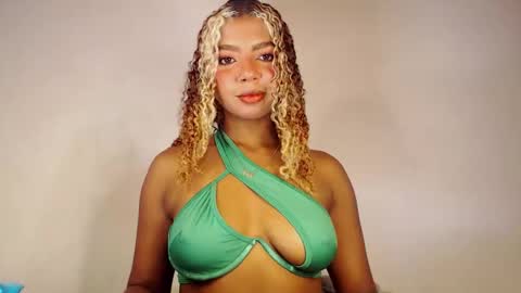 mara Jos online show from 7, 11, 2025