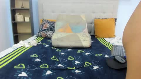 naomi_sex21 online show from 27, 2, 2026