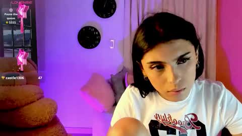 Snapshot of naomi_shaw chatting on 18, 3, 2026 Naomi online show from 18, 3, 2026