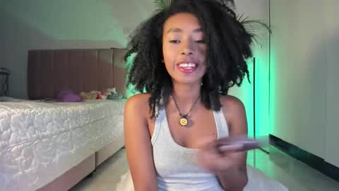 Naomii online show from 3, 10, 2025