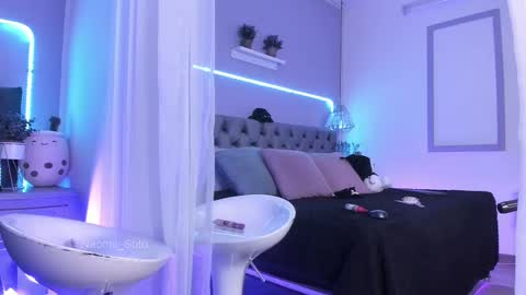 Naomi online show from 17, 2, 2025