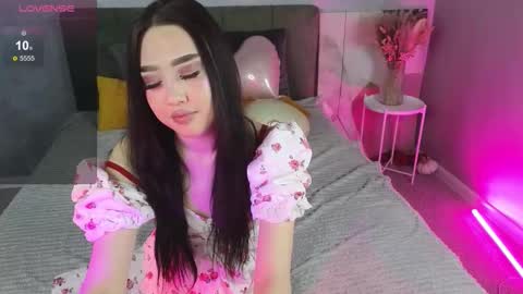 Snapshot of naomikim_ chatting on 14, 2, 2026 Naomi online show from 14, 2, 2026