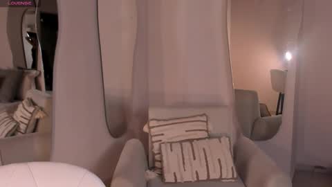 Naomi online show from 22, 9, 2025