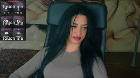 NaomiScarlett online show from 12, 11, 2025