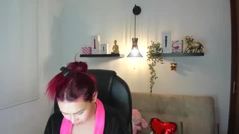 Naomy Stanley online show from 8, 6, 2026