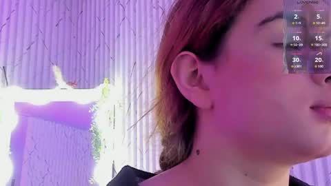 Naomy  online show from 4, 5, 2026