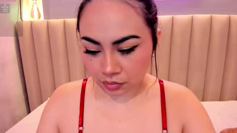 Naomy  online show from 22, 2, 2026