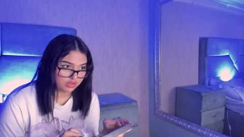 Naomy online show from 12, 3, 2026
