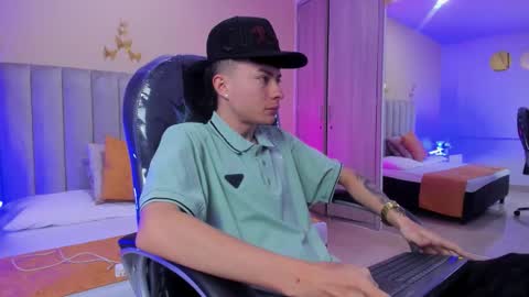 Nascary Fox online show from 10, 1, 2026