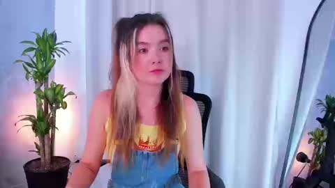 Nashly Fontana online show from 16, 3, 2026