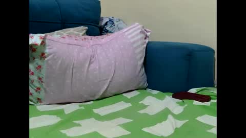 Bella online show from 5, 3, 2026