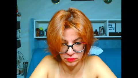 Snapshot of natali3855 chatting on 10, 9, 2025 Natali online show from 10, 9, 2025