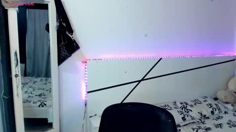 Snapshot of natalia_cb chatting on 10, 10, 2025 Natalia online show from 10, 10, 2025