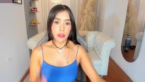 Natalia Leon online show from 18, 12, 2025