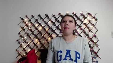 Snapshot of natalia_walker chatting on 1, 2, 2026 Natalia Walker online show from 1, 2, 2026