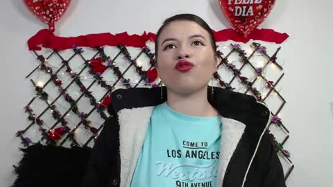 Natalia Walker online show from 2, 5, 2026