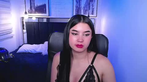 natalie  online show from 25, 4, 2026