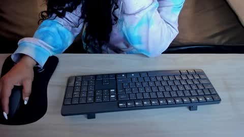 N A T A L I A online show from 2, 12, 2024