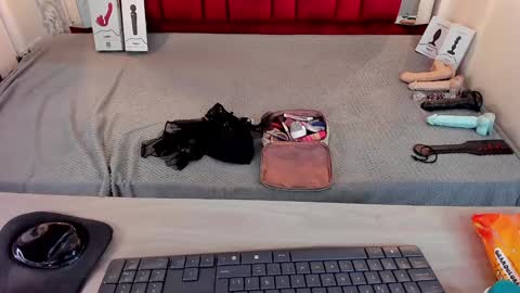 N A T A L I A online show from 3, 12, 2024