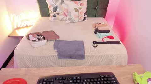 N A T A L I A online show from 3, 3, 2025