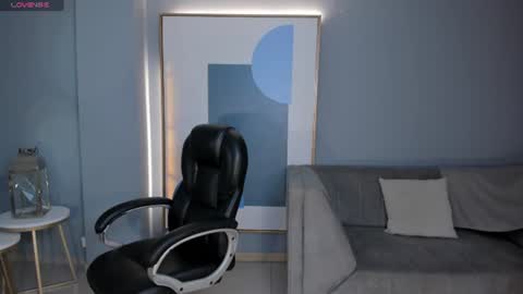 Natalie Lewis online show from 6, 8, 2026