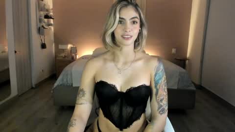 anatalybee online show from 19, 5, 2026