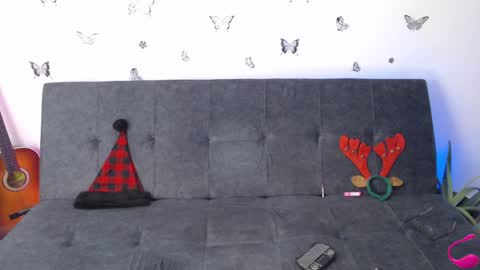   online show from 22, 12, 2024