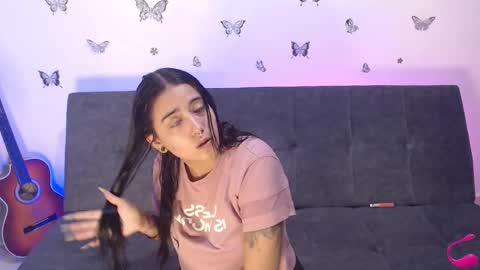   online show from 22, 2, 2025