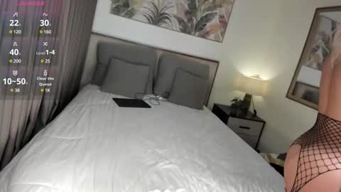 Natasha online show from 28, 2, 2025