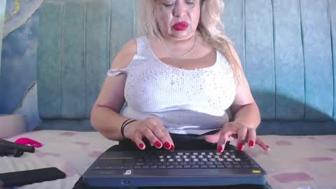 Natasha online show from 3, 5, 2026