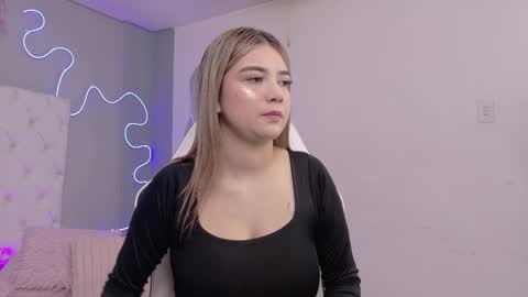 Natasha  online show from 22, 3, 2026