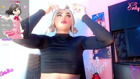 Snapshot of natasha_clifford chatting on 5, 5, 2026 natasha_clifford online show from 5, 5, 2026