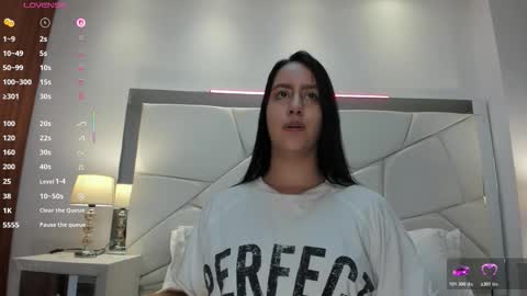 natasha kiim online show from 17, 11, 2025