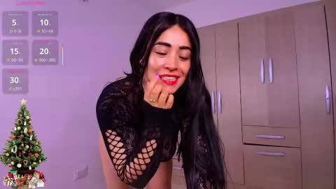 natasha_klump online show from 22, 12, 2025