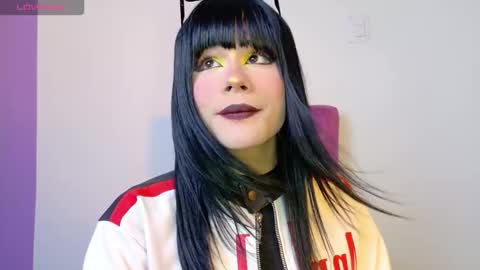 Natahsa  online show from 23, 9, 2025