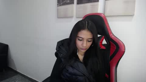 Natashax  online show from 14, 1, 2026